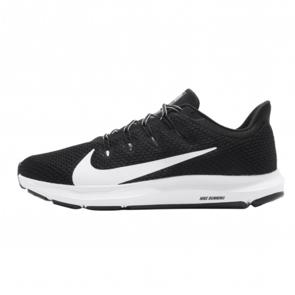 NIKE Quest Running Shoes